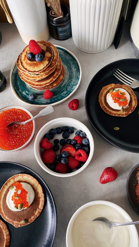 Pancakes and berries